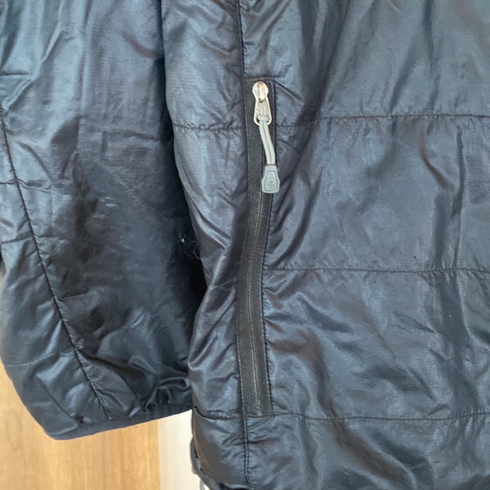 Mountain HardWear Black Puffy Jacket - Picture 3 of 9